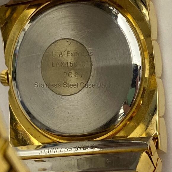 ExpLrAess Women's Stainless Steel Case Bracelet Band Gold-Toned Analog Watch - Picture 7 of 8